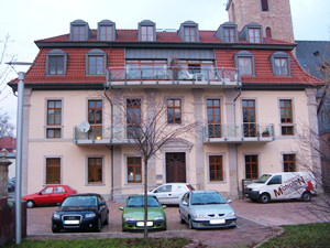 Wohn- und Geschäftshaus Wohn- und Geschäftshaus